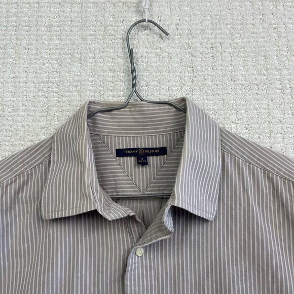 Tommy Hilfiger Stripped Shirt Men's Sz 17 Striped Crest Lion Down Casual Preppy - Picture 2 of 15